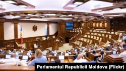 A Moldovan parliament session (file photo)