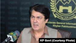 د خيبر پښتونخوا وزيراعلی سلاکار بیریسټر محمد علي‌سیف
