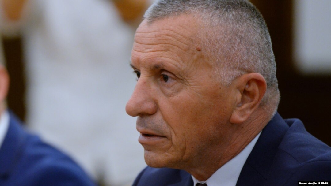 Kamberi: Bez sedenja skrštenih ruku