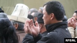 Похороны Медета Садыркулова, 12 апреля 2009 г.