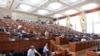 «Зачем тогда вообще нужен парламент?» Депутаты отказались принять законопроекты президента