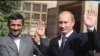 Iran -- President Mahmud Ahmadinejad (L) with his Russian counterpart Vladimir Putin in tehran, 16Oct2007