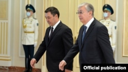 Встреча президента Кыргызстана Садыра Жапарова и президента Казахстана Касым-Жомарта Токаева. Нур-Султан. 2 марта 2021 года.