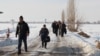 Баракцам открыли проезд через «Достук»