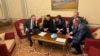Європейські лідери розмовляють телефоном з президентом США Трампом у Києві, архівне фото