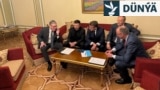 Britan premýer-ministri Keir Starmer, ukrain prezidenti Wolodymyr Zelenski, fransuz prezidenti Emmanuel Makron, german kansleri Fridrih Merz we polýak premýer-ministri Donald Task ABŞ prezidenti Donald Tramp bilen telefon söhbetdeşligini geçirýär. 