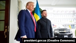 Дональд Трамп и Владимир Зеленский перед встречей в Белом доме, Вашингтон, 18 августа 2020 года